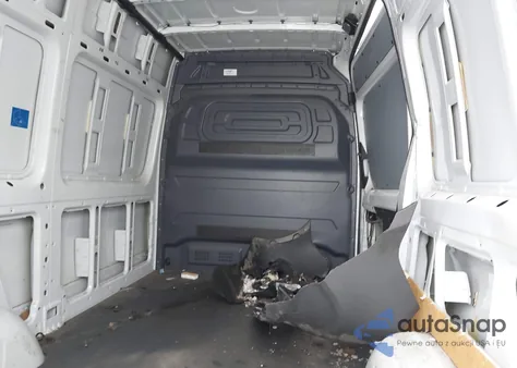 2022 Mercedes-Benz Sprinter 2500 z USA, uszkodzony, nr VIN W1Y4EBHY3NT110146